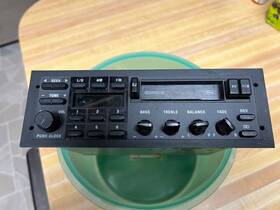E9sf-19b132-ab Ford 89-01 Automotive Oem Radio
