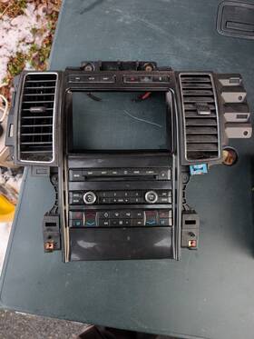 Ag1t-18a802-fd Ford Ag1t18a802fd 2010 2011 2012 Taurus Sho Radio Heater Navigation Unit