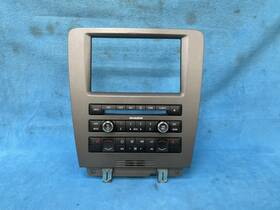 Ar3t-18a802-hb Ford 2010-2014 Mustang Navigation Bezel Radio Climate Control