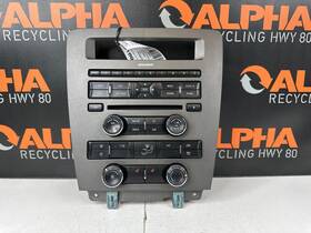 Ar3t-18a802-ka Ford Audio And Visual Equip. Radio Mustang 10