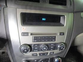 Am-fm-cd-mp3 Ford Be5z18c869aa Audio Equipment Radio Receiver Fits 11 Fusion 1853955