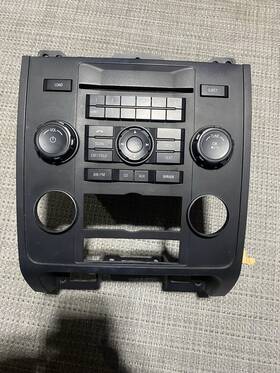 Bl8t-19c107-aa Ford Escape Radio Unit