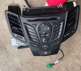 D2bt-19c107-ac Ford 2013/16 Fiesta Am Fm Radio Mp3 Single Disc Cd Player Part