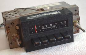 D7af-18806-aa Ford 1977 Ford/mercury Aeronutronic Push-button Am Dash Radio Tested