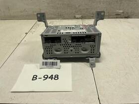 Dg1t-19c107-ne Ford 2019 Taurus Sel Am / Fm Radio Cd Player Receiver Oem
