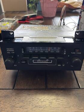 E5af-19a198-cb Ford Vintage Truck Stereo Radio Cassette 5l260 8536 Used