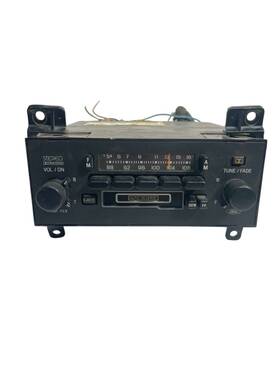 E5sf-19a198-aa Ford 1984-86 Mustang And T-bird Premium Sound Am/fm Radio Cassette Player