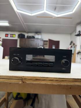 Ford E67f-18806-aa 1985 86 Escort Exp Mercury Lynx Pushbutton Am Radio