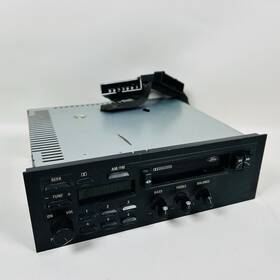 E7tf-19b132-ba Ford F150 F250 F350 Am/fm Cassette Radio Stereo Player 1988 Oem