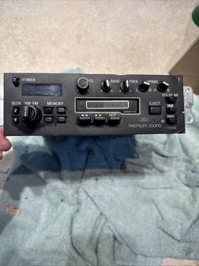 E8vf-18b865-db Ford E8vf18b865db 1988 1989 Lincoln Mark Vii Town Car Radio Tape Player Read