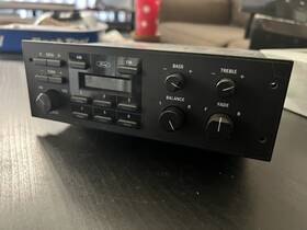 F49f-19b131 Ford 87-93 Mustang Factory Am/fm Tape Deck Radio Tuner Console Parts Or Rebuild