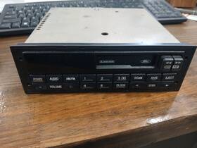 F5cf-19b132-ca Ford 1994-1995 Econoline Escort Oem Am/fm Radio Single Din Tested And Working