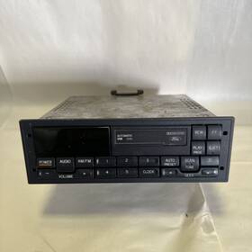 F3zf-19b165-ab Ford F5zf-19b132-ba Oem 1990-96 Econoline/mustang/f150 Radio Untested