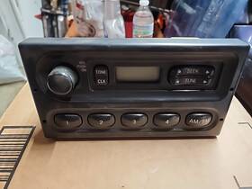 7c2t-18k810-aa Ford F8rp-18k810-ad 1998-2005 Genuine E-150 E250 E350 Am Fm Radio Tuner Oem