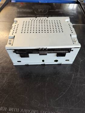 Fl1t-19c107-811 Ford Radio Unit With Cd Out If A 2017 Expedition Display No Factory Brackets