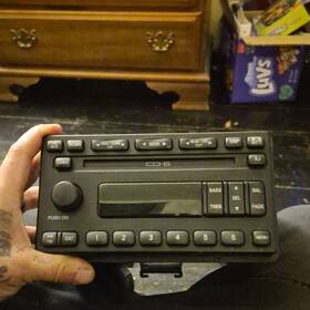 Gfeh021341 Ford 04 Expedition 6 Disc Cd Head Unit Radio