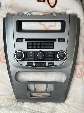 L0193634ag01s1a Ford 2012 Fusion Factory Radio Control Panel Pristine Condition - Dark Steel