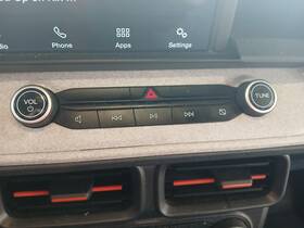 Nzt-18b955-ad Ford 2022 Maverick Radio Control Panel Xlt Id