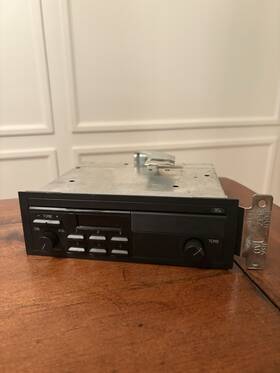 E7tf-19b159-ab Ford Oem Vintage 1987-1991 Truck Am Radio 30 Days Warranty