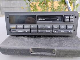 F56cf19b131aa Ford Oem 1990 - 1997 Amfm Tuner F150 Taurus Aerostar Econoline Radio