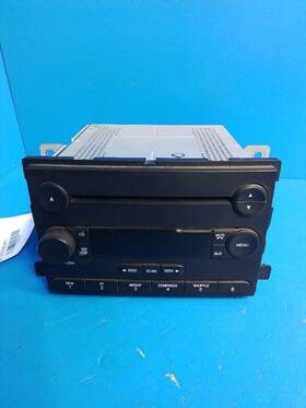 5c3z18806ab Ford Truck F250 Super Duty 2005 Audio Equipment Radio Am-fm-cassette-cd Fits 05 F
