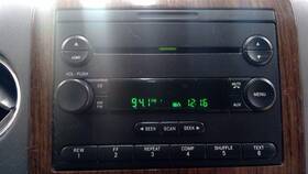 638-01691 Ford Truck Audio Equipment Radio Receiver Am-fm-cd Fits 04-05 F150 Pickup 1581232