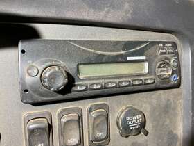Pp103985 Freightliner 114sd M2 106 2012 Am/fm/weatherband Radio