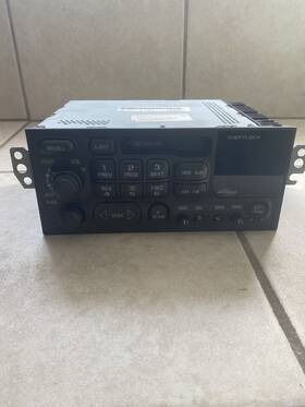 Gm 09383811 2000 Camaro Ss Oem Delco Chevy Am/fm Cassette Radio With Theftlock -