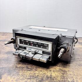 77-gm-mpxh Gm Vintage Audiovox Aftermarket Am/fm Stereo Car Radio Made In Japan