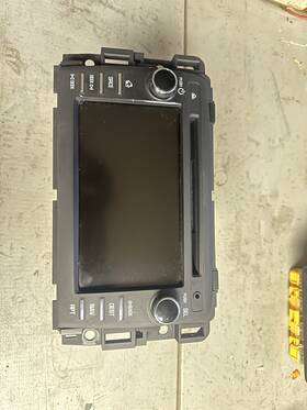 23162879 Gmc 2014 Acadia Radio Navigation Stereo Cd Player Receiver Am/fm P/n