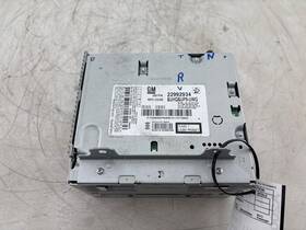 23418969 Gmc 2013 Terrain Am Fm Xm Cd Mp3 Radio Receiver With Navigation Oem