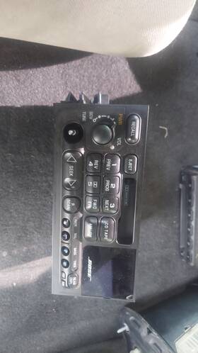 89dcaxm300410266 Gmc 99-02 Yukon Denali Tahoe Cadillac Escalade Delco Bose Stereo 15757050