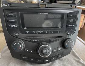 39050sdaa502 Honda 2003 2004 2005 2006 2007 Accord Am Fm Radio/climate Cd Player Receiver Oem