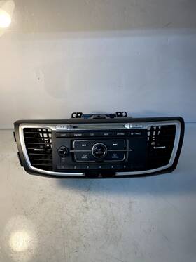 39100-2ta-a320 Honda 2013-2015 Accord Radio Receiver Am Fm Cd Player Oem