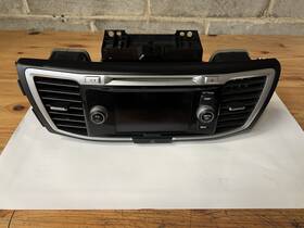39100-t2a-a802 Honda 13-15 Accord 4d Radio /am-fm Receiver