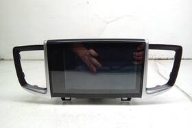 638-74048 Honda 17 2017 Ridgeline Radio Display And Receiver With Nav Black Edition Oem 638-74048 Honda 17 2017 Ridgeline Radio Display And Receiver With Nav Black Edition Oem