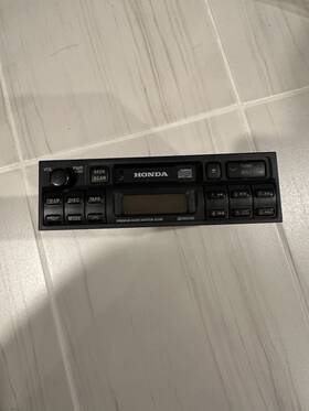8-97256-492-1 Honda Radio And Cassette - Oem Accord