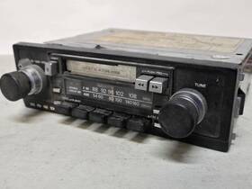 A208k-463-106765 Honda Vintage Oem Factory Am Fm Cassette Radio With Knobs And Faceplate - Untested