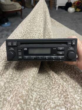 Cljfdl740035551 Honda Am/fm Cd Player For Untested