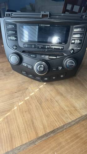 Cqeh1261z Honda 2003 2004 2005 2006 2007 Accord Am Fm Radio/climate Cd Player Receiver Oem
