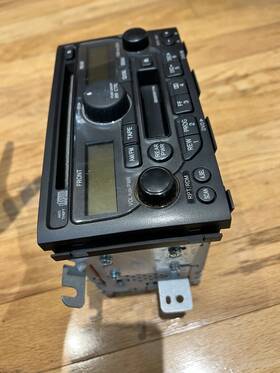 M3f456084 Honda Oem Car Stereo System Specifically Designed For The 2003- 2005 Pilot