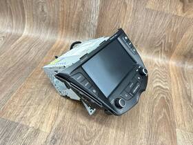 96560-2v7114sd Hyundai -2v7114sd 15-17 Veloster Oem Factory Am Fm Radio Receiver With Navigation