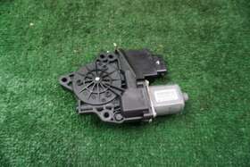 82450-2w020 Hyundai 2013 2014 2015 2016 2017 2018 2019 Santa Fe Lh Window Motor Front Oem