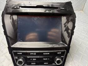 96160-4z0004x Hyundai 96160-4z0004z 2017-2018 Santa Fe Radio Receiver With Screen Part #96160-4z0004x