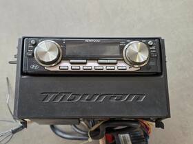 Bjenlom1 Hyundai Accessories 2008 Kenwood Am/fm/xm/mp3/cd Tiburon Needs Plastic Mounts Swapped