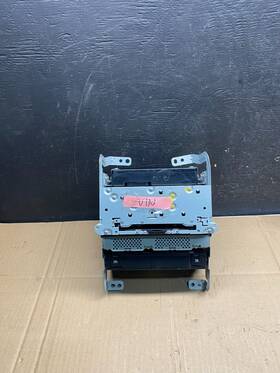 27760-4hf0c Infiniti 2014 To 2018 Q50 Am Fm Cd Player Radio Receiver And Climate Control L8878