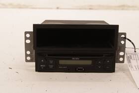 8982414242 Isuzu - Medium Duty Truck 12-20 Npr Hd Radio Faceplate Control With Receiver And Cd Player