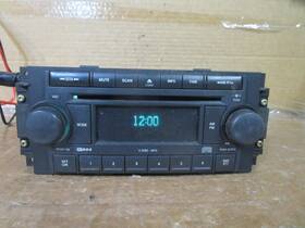 05091175 Jeep 05 06 07 08 09 Commander Radio Stereo Cd Player Receiver Am Fm