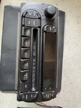 21925602923706 Jeep 2006 Wrangler Radio Original Cd Player