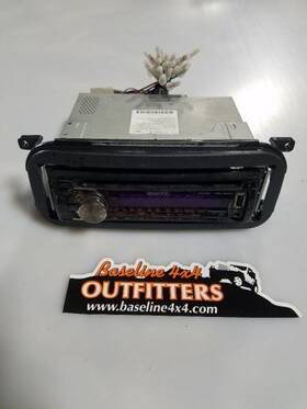 638.am8505 Jeep Tj Wrangler Kenwood Am Fm Cd Player Radio 2003 2004 2005 2006 54092
